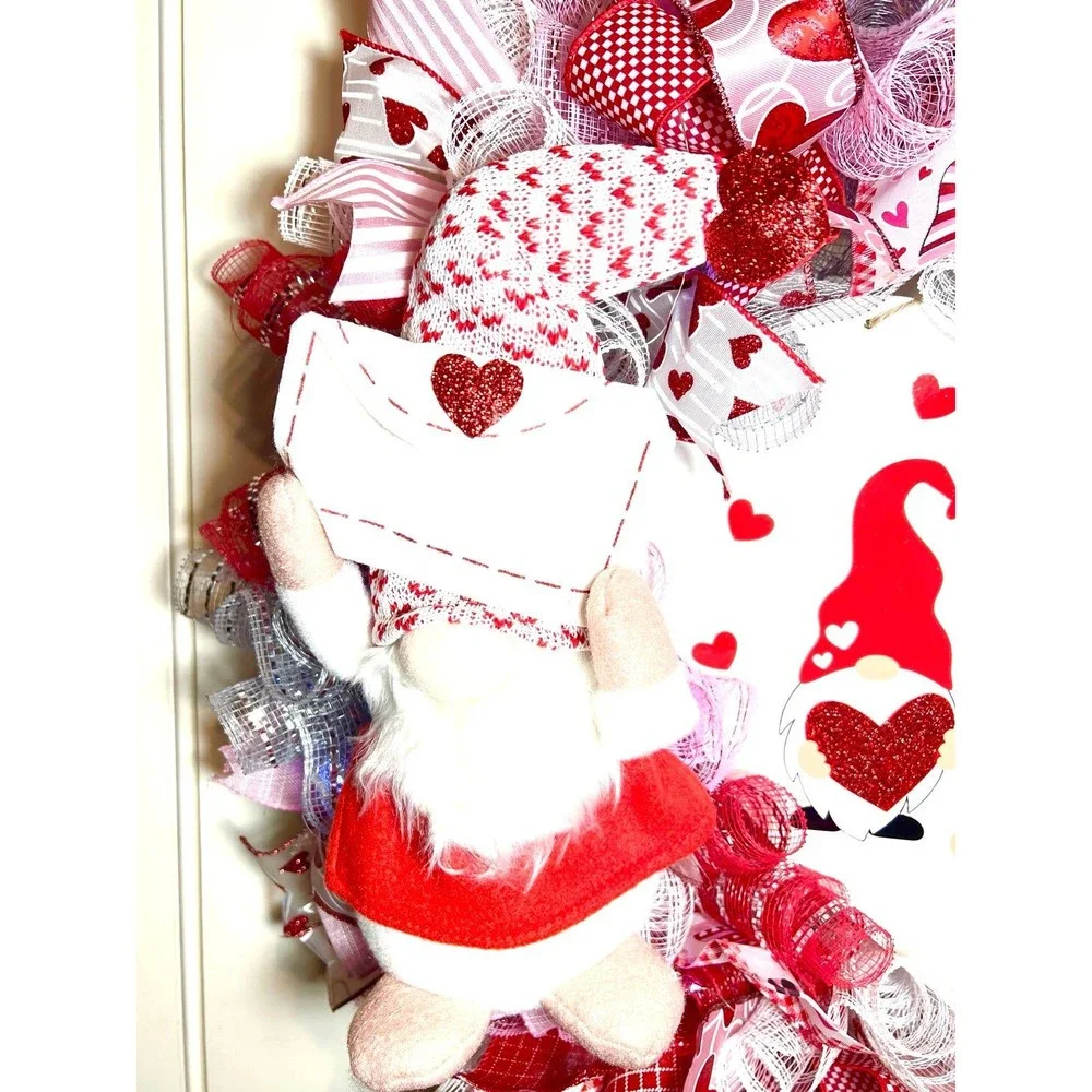 XL Handmade Valentine’s Gnome-one Like You Ribbon Prelit Wreath 26 ins LED XLW7